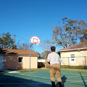 Meet your Posher, Jeremiah